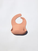Load image into Gallery viewer, silicone bib by danskk - Nude